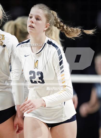 Thumbnail 2 in First Colonial vs. Midlothian (VHSL Class 5 State Final) photogallery.