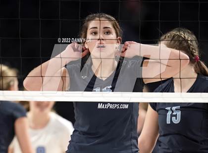 Thumbnail 2 in First Colonial vs. Midlothian (VHSL Class 5 State Final) photogallery.