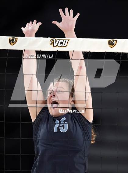 Thumbnail 1 in First Colonial vs. Midlothian (VHSL Class 5 State Final) photogallery.