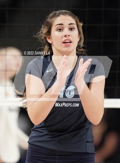 Thumbnail 1 in First Colonial vs. Midlothian (VHSL Class 5 State Final) photogallery.