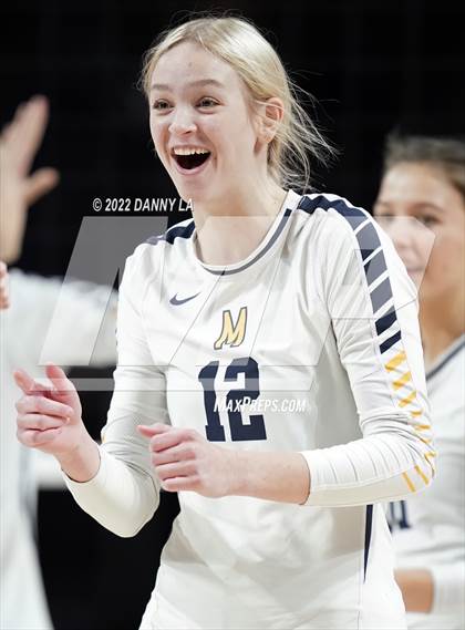 Thumbnail 1 in First Colonial vs. Midlothian (VHSL Class 5 State Final) photogallery.