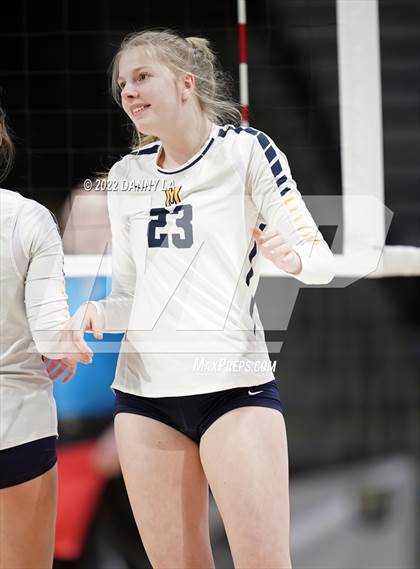 Thumbnail 1 in First Colonial vs. Midlothian (VHSL Class 5 State Final) photogallery.