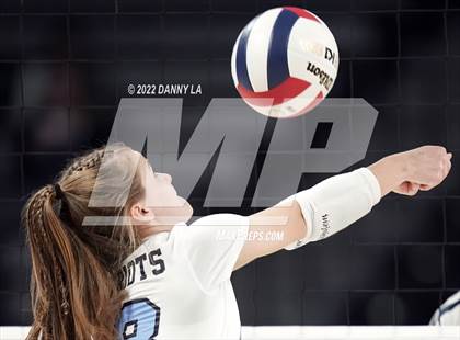 Thumbnail 1 in First Colonial vs. Midlothian (VHSL Class 5 State Final) photogallery.