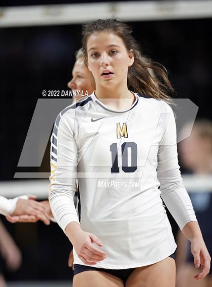 Thumbnail 3 in First Colonial vs. Midlothian (VHSL Class 5 State Final) photogallery.