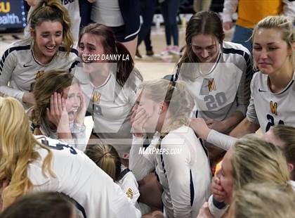 Thumbnail 2 in First Colonial vs. Midlothian (VHSL Class 5 State Final) photogallery.
