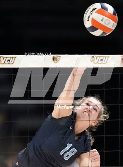 Thumbnail 3 in First Colonial vs. Midlothian (VHSL Class 5 State Final) photogallery.