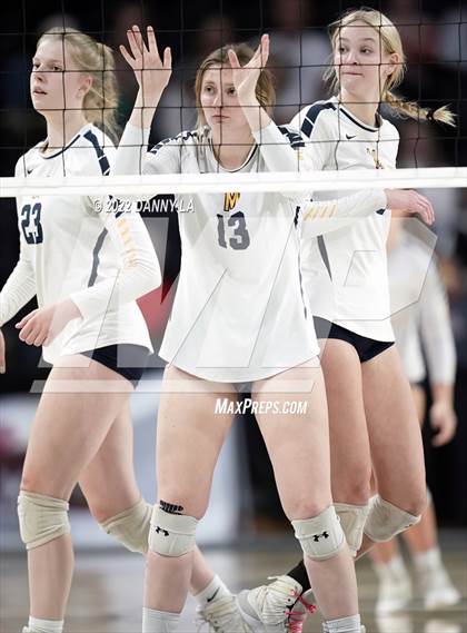 Thumbnail 1 in First Colonial vs. Midlothian (VHSL Class 5 State Final) photogallery.