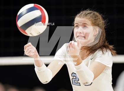 Thumbnail 1 in First Colonial vs. Midlothian (VHSL Class 5 State Final) photogallery.