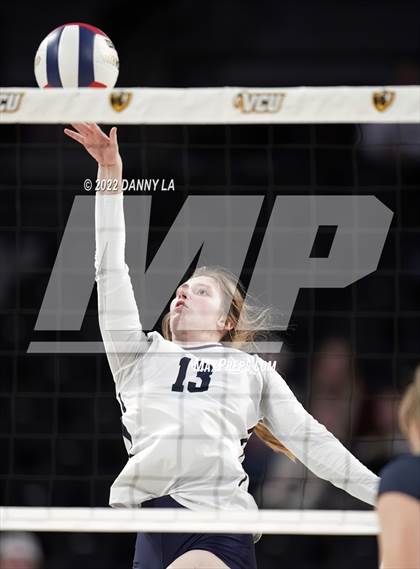 Thumbnail 2 in First Colonial vs. Midlothian (VHSL Class 5 State Final) photogallery.