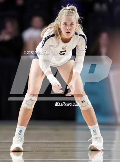 Thumbnail 1 in First Colonial vs. Midlothian (VHSL Class 5 State Final) photogallery.