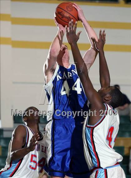 Thumbnail 1 in Austin-East vs Karns (Pilot Food-Mart Classic) photogallery.