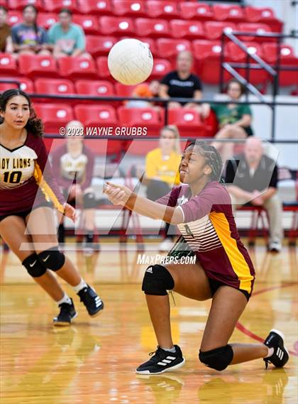 Thumbnail 3 in New Boston @ Hughes Springs JV B photogallery.