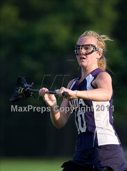 Thumbnail 2 in Notre Dame Academy vs. Needham (MIAA Division 1 South Semifinal) photogallery.