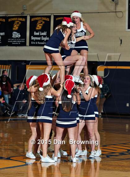 Thumbnail 3 in Gatlinburg-Pittman @ Seymour photogallery.