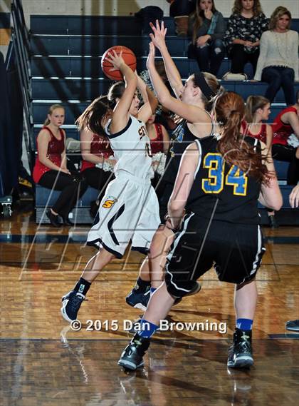 Thumbnail 2 in Gatlinburg-Pittman @ Seymour photogallery.