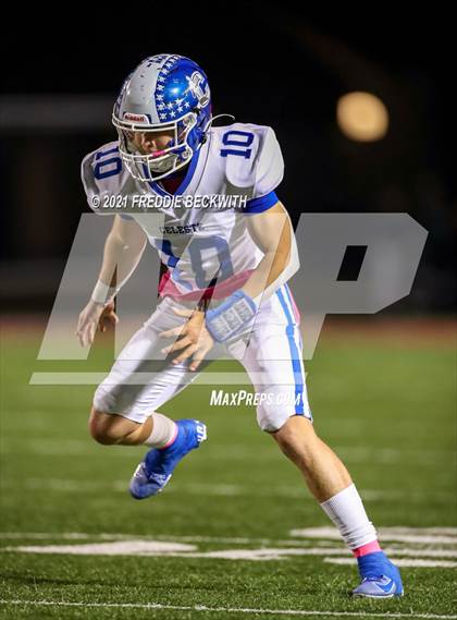 Thumbnail 3 in Tioga vs. Celeste (UIL 2A Bi-District) photogallery.