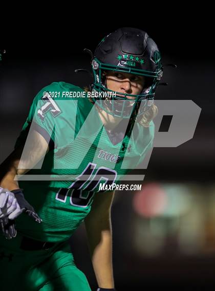 Thumbnail 1 in Tioga vs. Celeste (UIL 2A Bi-District) photogallery.