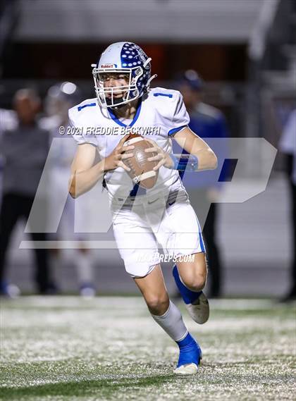 Thumbnail 3 in Tioga vs. Celeste (UIL 2A Bi-District) photogallery.