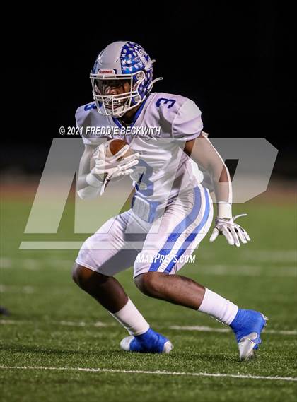 Thumbnail 1 in Tioga vs. Celeste (UIL 2A Bi-District) photogallery.