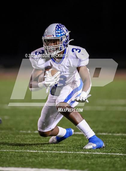 Thumbnail 2 in Tioga vs. Celeste (UIL 2A Bi-District) photogallery.