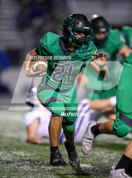 Thumbnail 2 in Tioga vs. Celeste (UIL 2A Bi-District) photogallery.