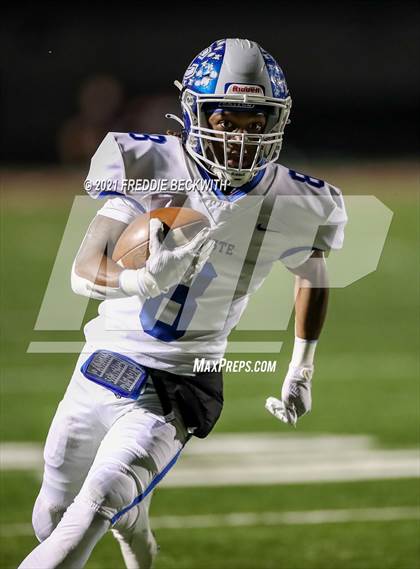 Thumbnail 3 in Tioga vs. Celeste (UIL 2A Bi-District) photogallery.
