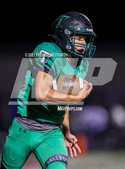 Thumbnail 3 in Tioga vs. Celeste (UIL 2A Bi-District) photogallery.