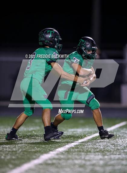 Thumbnail 3 in Tioga vs. Celeste (UIL 2A Bi-District) photogallery.