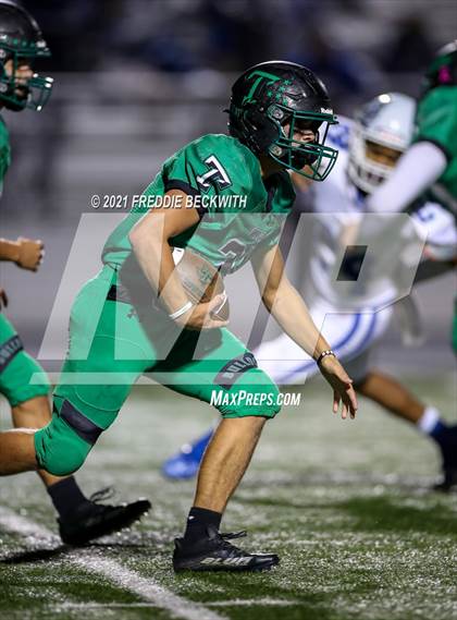 Thumbnail 2 in Tioga vs. Celeste (UIL 2A Bi-District) photogallery.