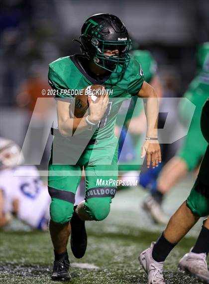 Thumbnail 3 in Tioga vs. Celeste (UIL 2A Bi-District) photogallery.