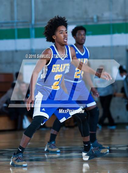 Thumbnail 1 in Grant vs. Oakland Tech (Oakland Legends Classic) photogallery.
