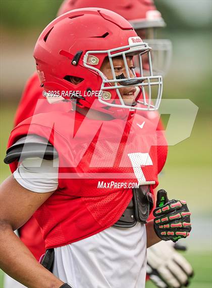 Thumbnail 2 in North Shore (Inter-squad Scrimmage) photogallery.