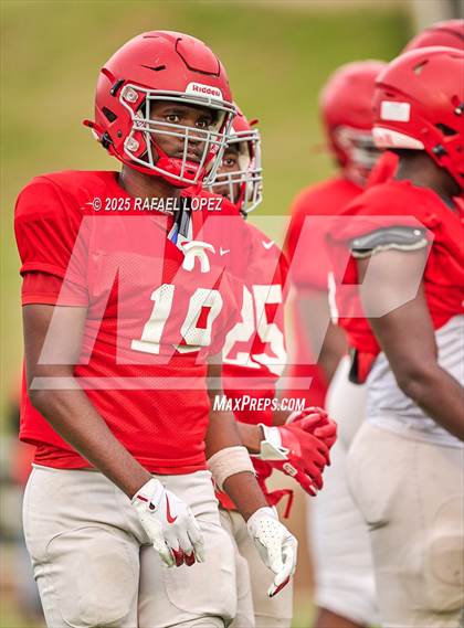 Thumbnail 1 in North Shore (Inter-squad Scrimmage) photogallery.