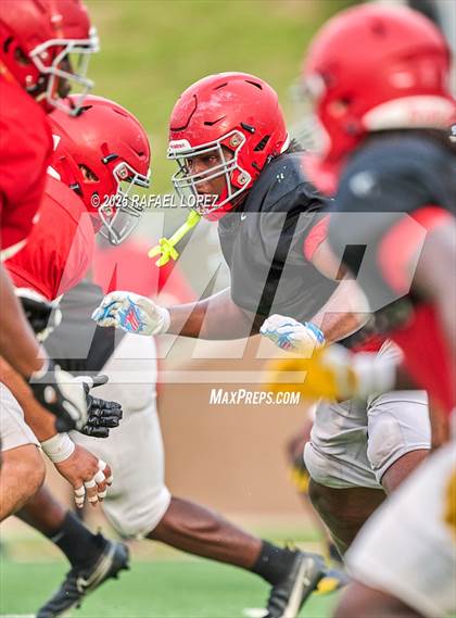 Thumbnail 2 in North Shore (Inter-squad Scrimmage) photogallery.