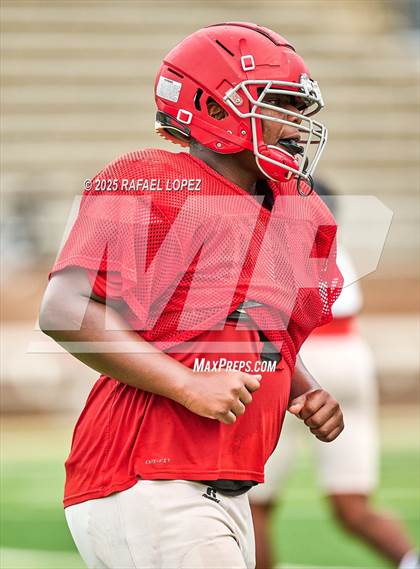 Thumbnail 2 in North Shore (Inter-squad Scrimmage) photogallery.