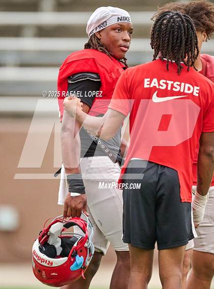 Thumbnail 2 in North Shore (Inter-squad Scrimmage) photogallery.