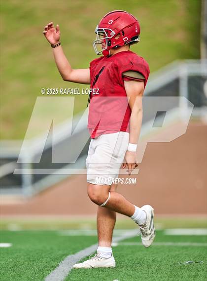 Thumbnail 3 in North Shore (Inter-squad Scrimmage) photogallery.