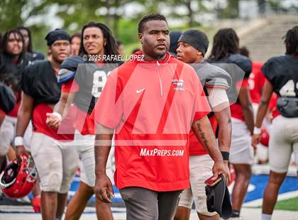 Thumbnail 3 in North Shore (Inter-squad Scrimmage) photogallery.