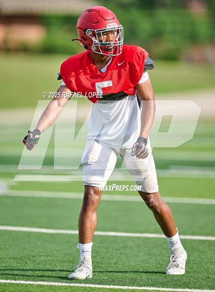 Thumbnail 1 in North Shore (Inter-squad Scrimmage) photogallery.