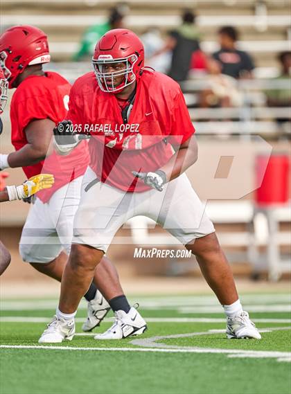 Thumbnail 3 in North Shore (Inter-squad Scrimmage) photogallery.