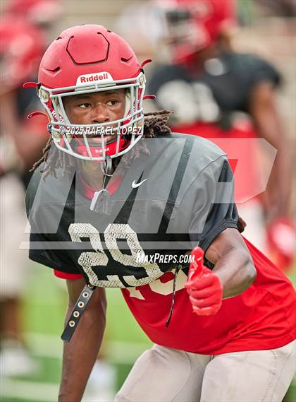 Thumbnail 2 in North Shore (Inter-squad Scrimmage) photogallery.