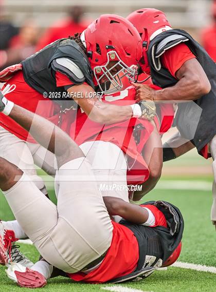 Thumbnail 1 in North Shore (Inter-squad Scrimmage) photogallery.