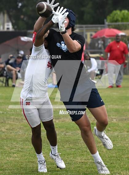 Thumbnail 1 in Corona del Mar vs. Mater Dei (Battle At The Beach) photogallery.
