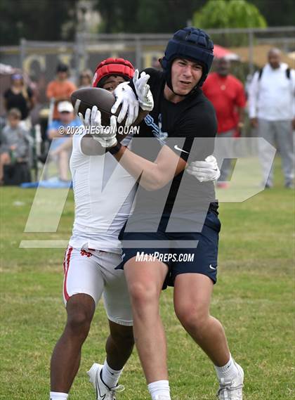 Thumbnail 3 in Corona del Mar vs. Mater Dei (Battle At The Beach) photogallery.