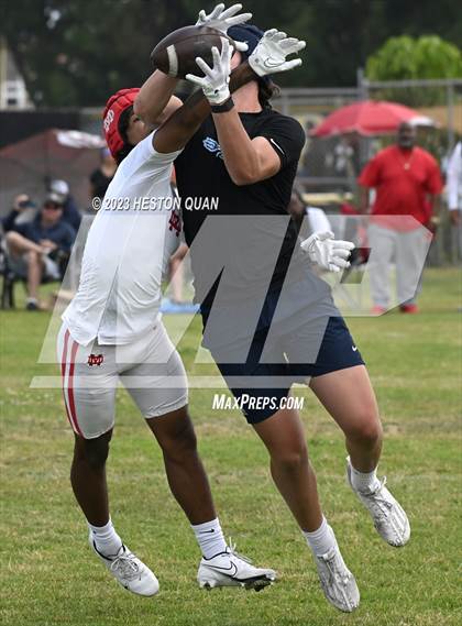 Thumbnail 2 in Corona del Mar vs. Mater Dei (Battle At The Beach) photogallery.