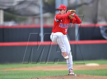 Thumbnail 3 in St. Stephen's Episcopal vs Bishop Lynch (Texas Private School Classic) photogallery.