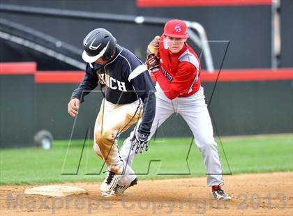 Thumbnail 1 in St. Stephen's Episcopal vs Bishop Lynch (Texas Private School Classic) photogallery.