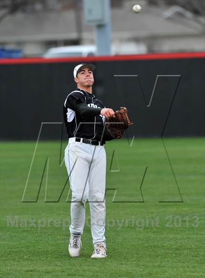 Thumbnail 1 in St. Stephen's Episcopal vs Bishop Lynch (Texas Private School Classic) photogallery.
