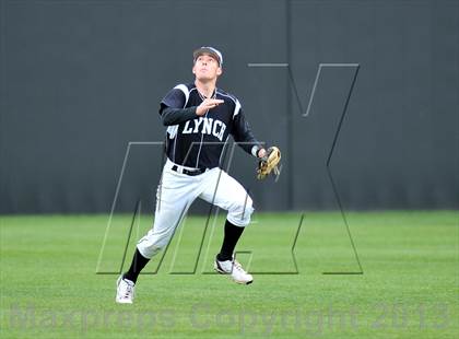 Thumbnail 2 in St. Stephen's Episcopal vs Bishop Lynch (Texas Private School Classic) photogallery.