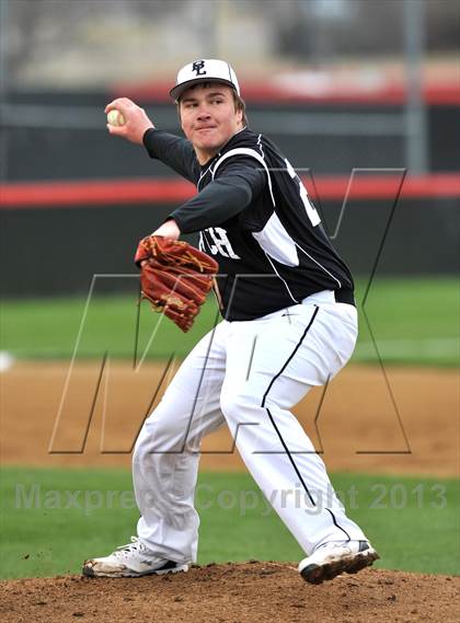 Thumbnail 3 in St. Stephen's Episcopal vs Bishop Lynch (Texas Private School Classic) photogallery.